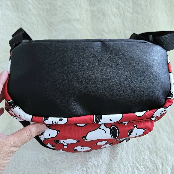 ✨️HP✨️ Peanuts🥜 Snoopy🐶 Mini Backpack🎒 - NWT - Picture 6 of 12